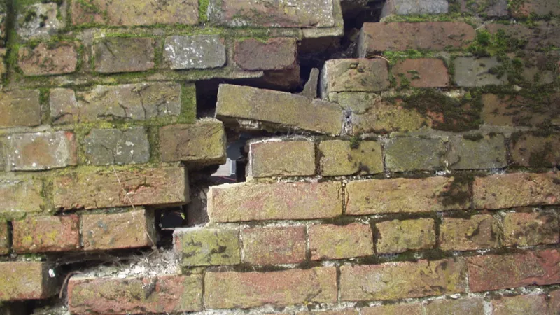 Boundary wall subsidence Tunbridge Wells