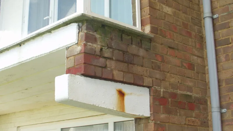 Reinforcement corrosion in a block of flats in Bexhill