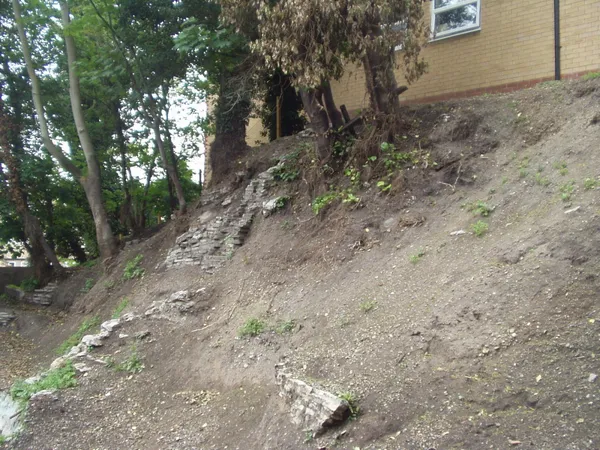 Report on a landslip in Plumstead