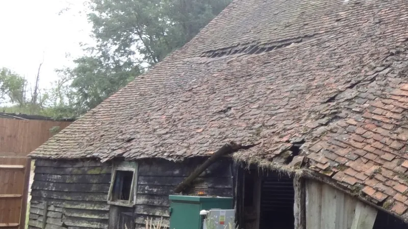 Survey of a derelict barn at Brocket Hall